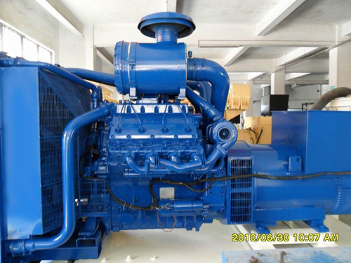 宁城劳斯莱斯发电机组